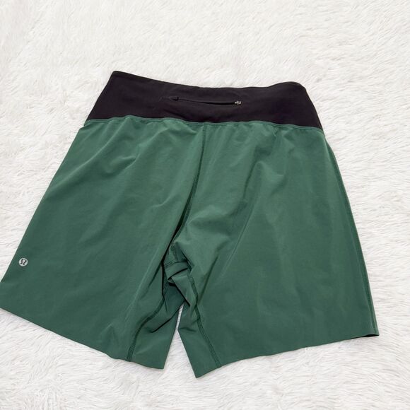 Men Lululemon T.H.E. Short Lined 9 inch in Forest Green Check Measurement - Picture 2 of 8